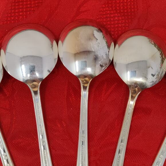 8X SSpoons MAY QUEEN by Holmes & Edwards Silver Plate Gumbo Round Soup Spoons - Picture 13 of 16